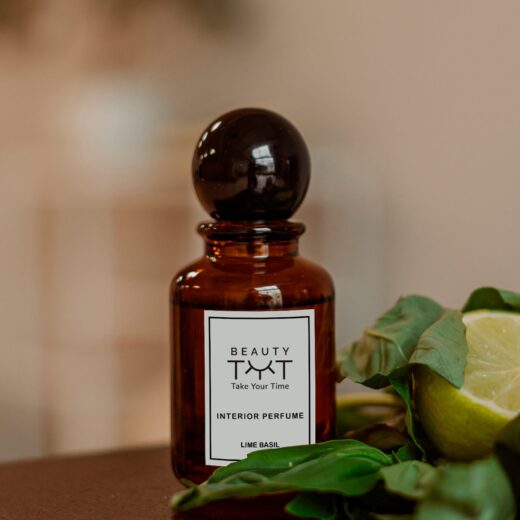 Lime Basil home fragrance – a fresh citrus blend of juicy lime and spicy basil, creating an invigorating and uplifting atmosphere in any space.