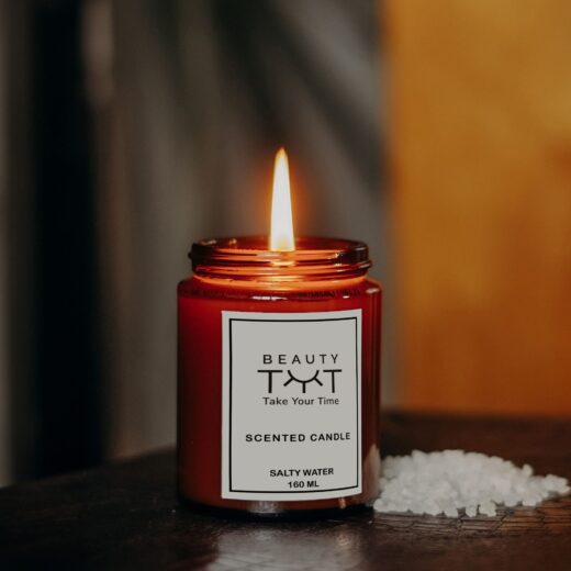Salty Water Candle – Evoke the refreshing scent of salty sea water and ancient minerals. This aromatic candle brings the essence of the ocean into your space, creating a serene and invigorating atmosphere that transports you to coastal shores, perfect for relaxation and revitalization.