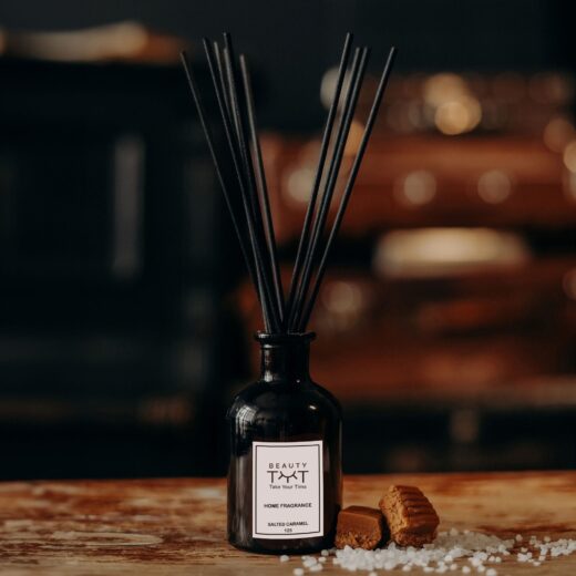Salted Caramel Reed Diffuser – A delectable fragrance of salted caramel and vanilla, creating a warm and inviting atmosphere in your home.