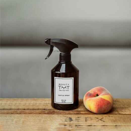 Bellini Textile Perfume – A velvety fragrance of juicy peach and tangy rum, perfect for refreshing your linens, curtains, and upholstered furniture with a fruity touch.