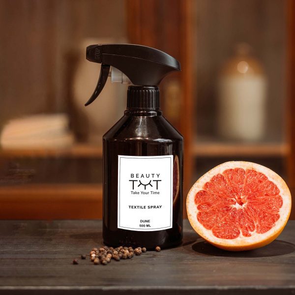 Spray têxtil Dune com aroma picante de pimenta e calor do sol – fragrância exótica para tecidos, que proporciona uma atmosfera ousada e energizante
